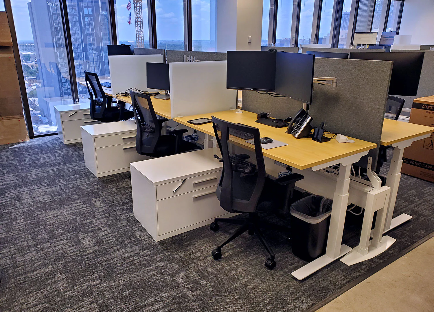 Think Desk Straight (sit to stand) - Pod of 4 - Image 6