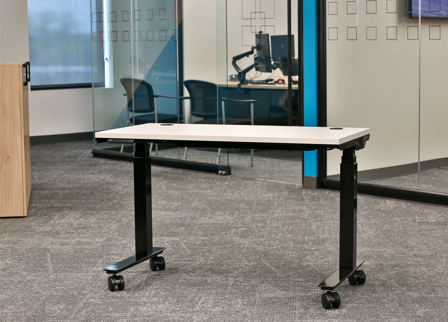Mobile Think Desk (sit to stand) - Image 7