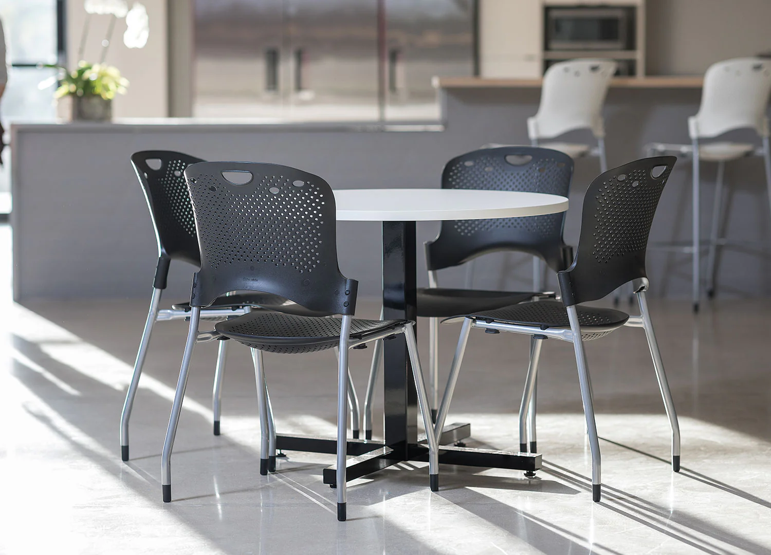 Round X-Base Multipurpose Table - Image 3