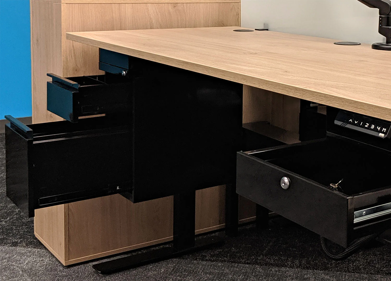 Slim Pedestal - Image 7