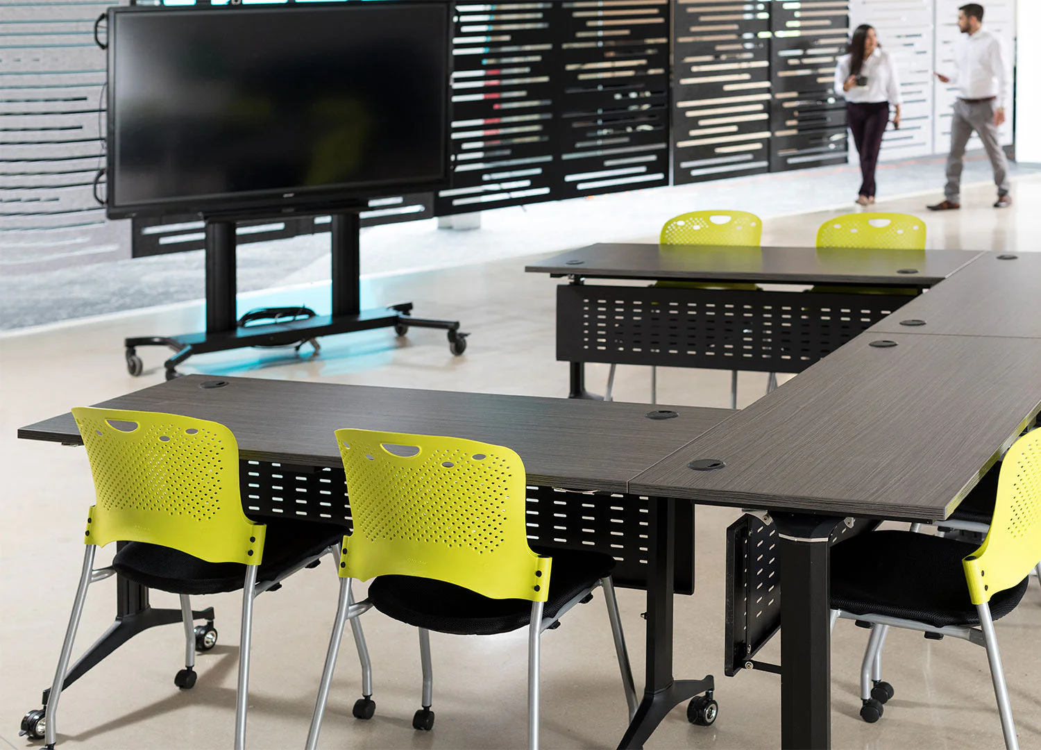 Training Table + Mod Panel - Image 5